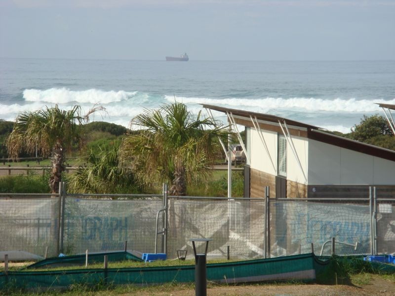 Caves Beach NSW 2281