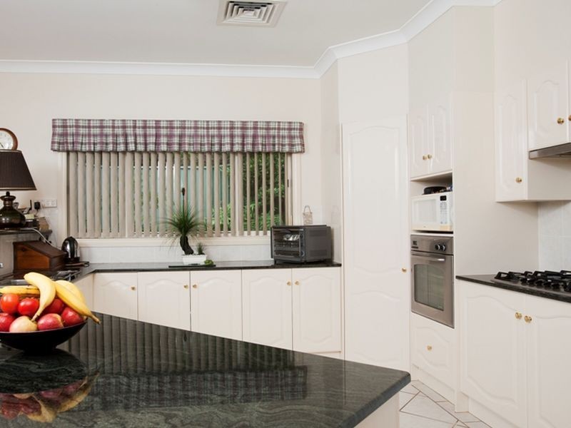 11 The Capstan, Belmont NSW 2280
