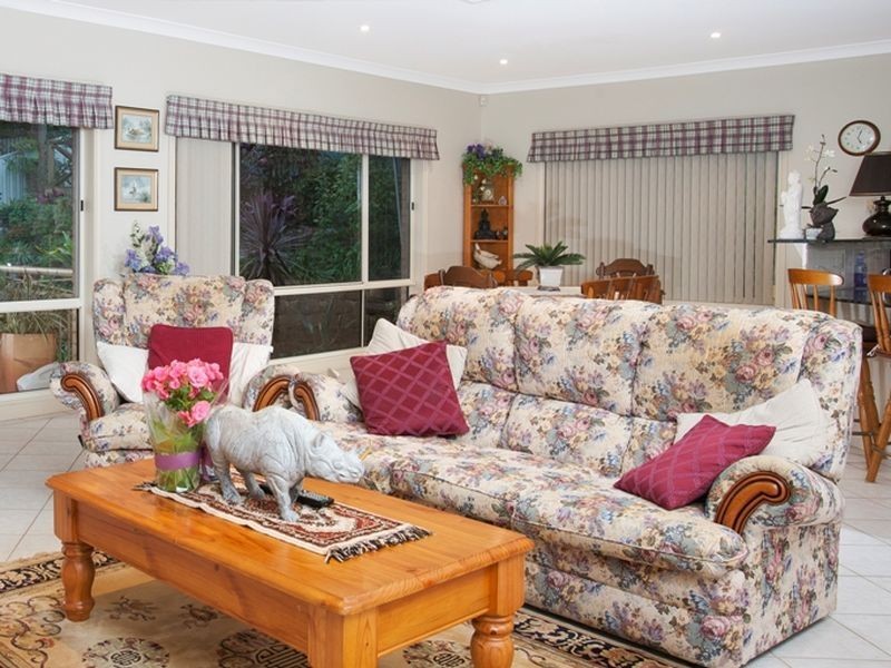 11 The Capstan, Belmont NSW 2280