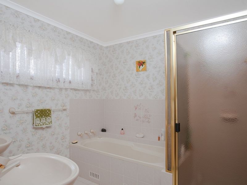 33 Albert Street, Valentine NSW 2280