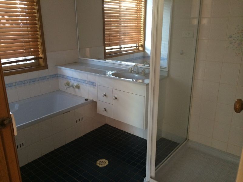 7 Monarch Crescent, Valentine NSW 2280