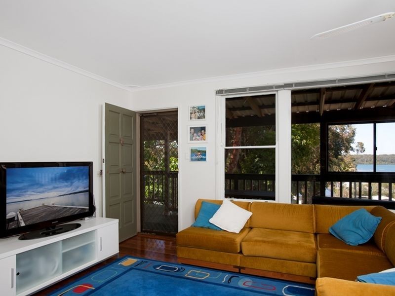 15 Hunter Road, Nords Wharf NSW 2281