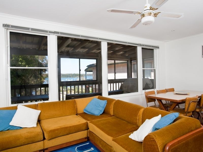15 Hunter Road, Nords Wharf NSW 2281