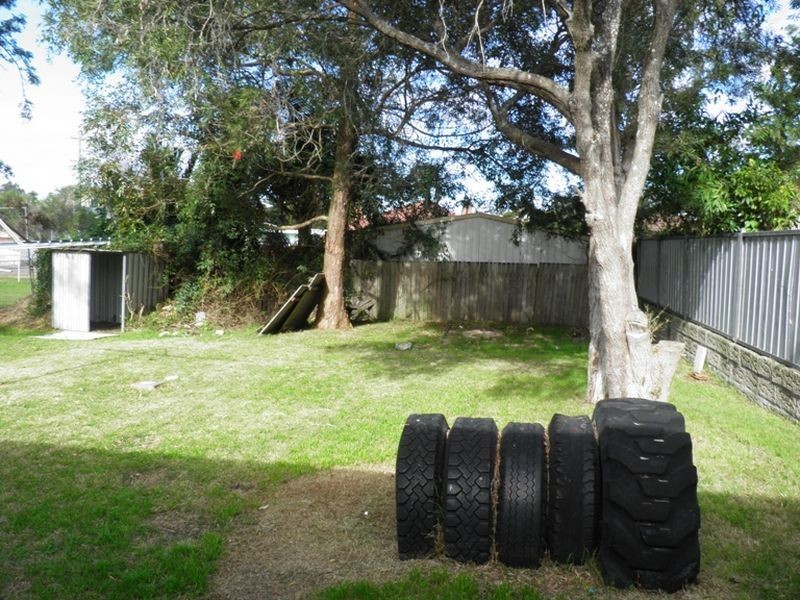 2 Kyneton Street, Belmont NSW 2280