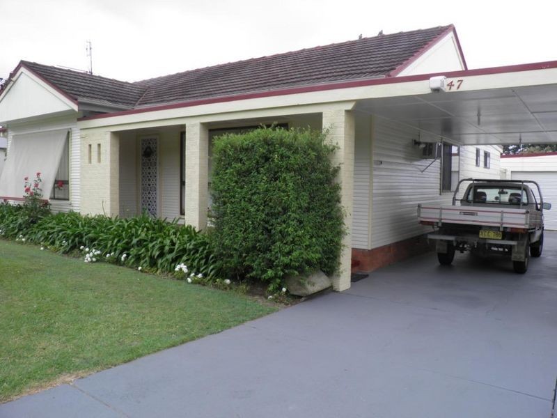 47 Floraville Road, Belmont North NSW 2280