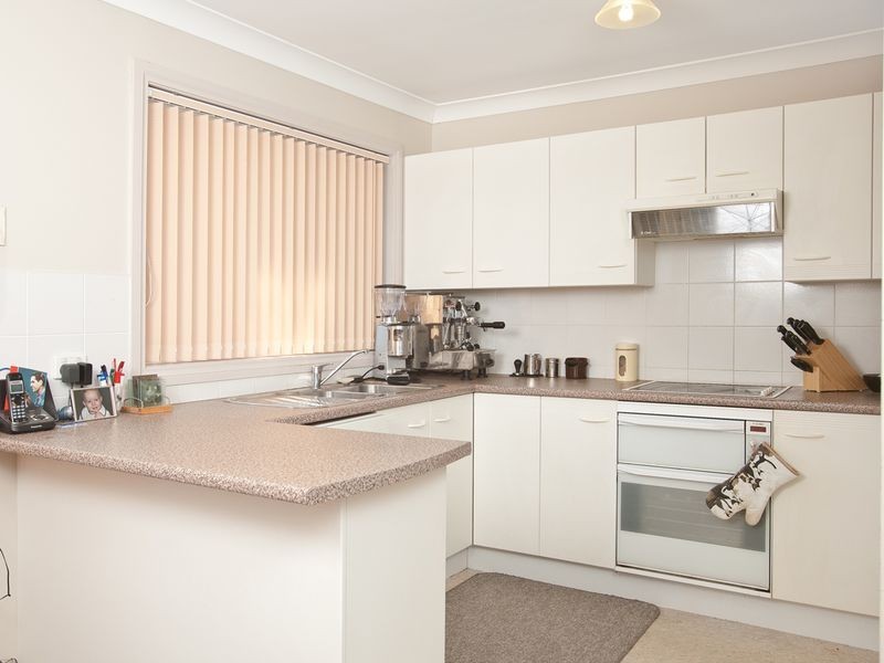 4/63 Tudor Street, Belmont NSW 2280