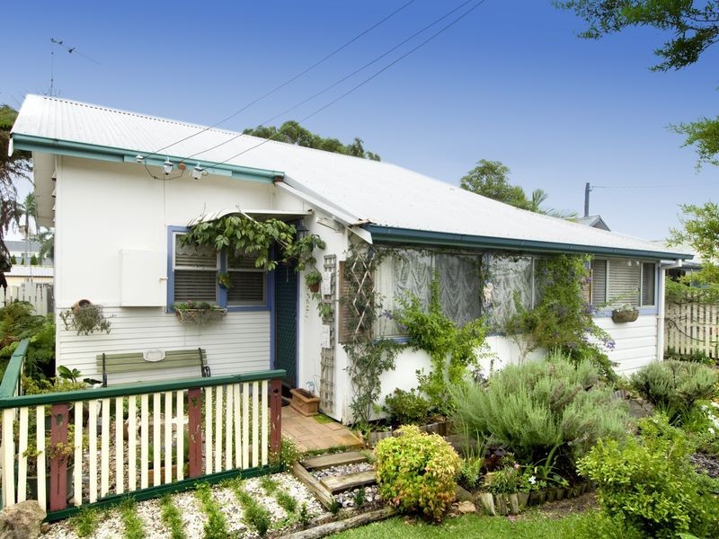 700 Pacific Highway, Belmont South NSW 2280