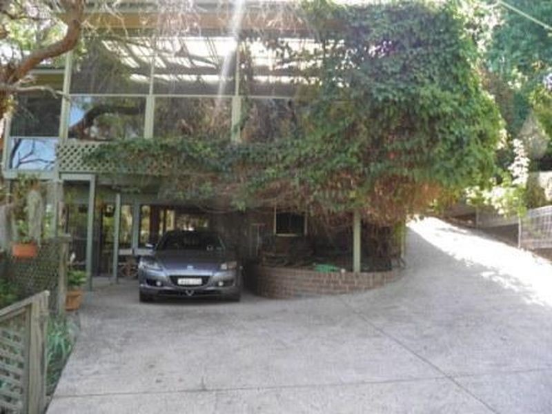 4 Pannamena Crescent, Eleebana NSW 2282