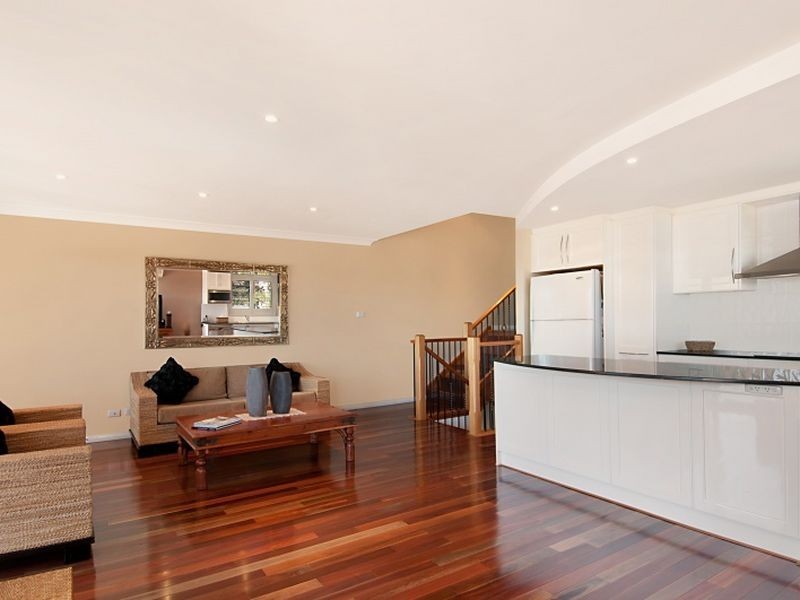 1/52a Allambee Place, Valentine NSW 2280
