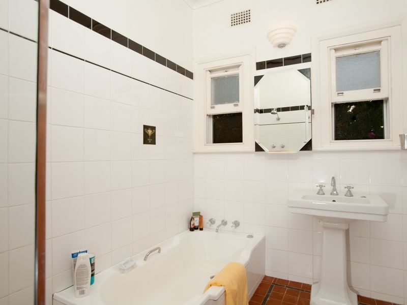 35 Dudley Road, Charlestown NSW 2290