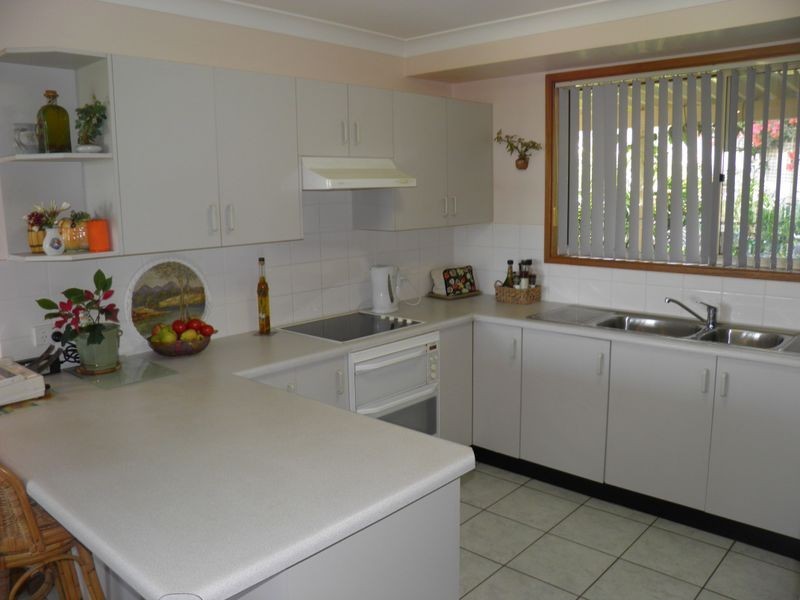 29 John Street, Belmont North NSW 2280