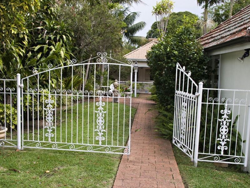 23 Walter Street, Belmont NSW 2280