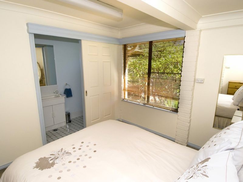 5 Elmwood Close, Belmont North NSW 2280