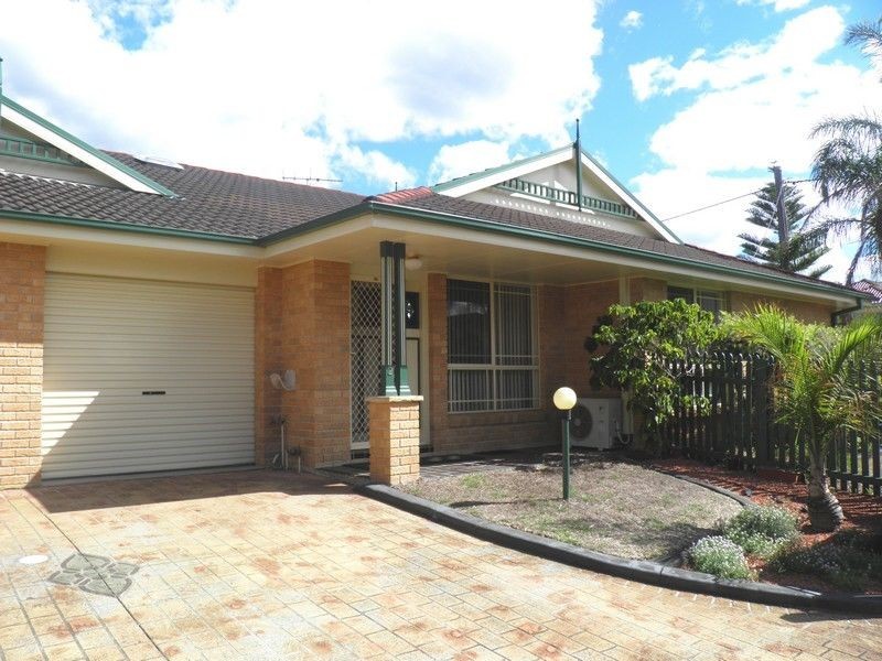 2/14 Hall Street, Belmont NSW 2280