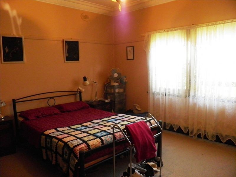 12 Hall Street, Belmont NSW 2280