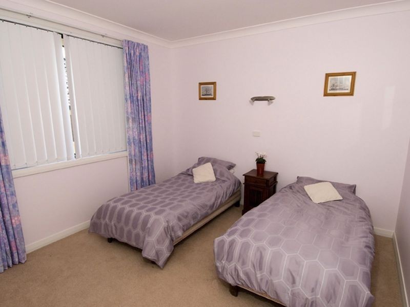 14 Laurina Cove, Valentine NSW 2280
