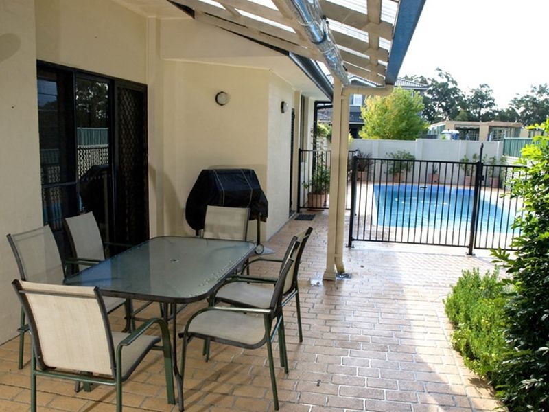 14 Laurina Cove, Valentine NSW 2280