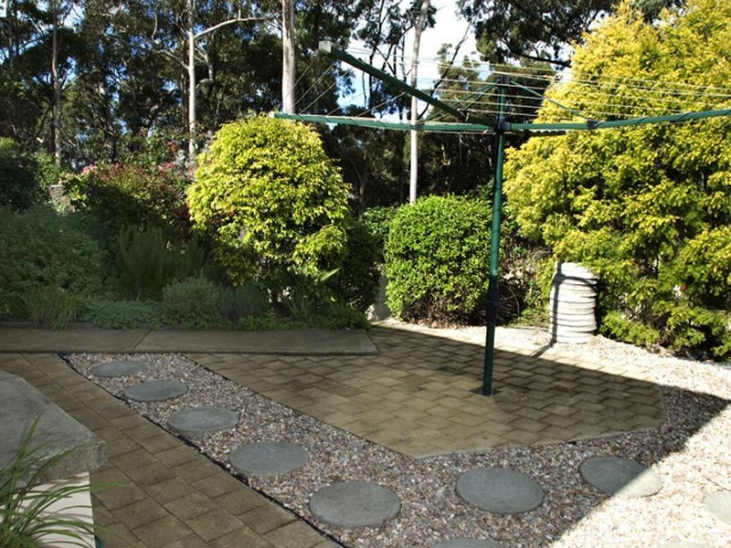 14 Laurina Cove, Valentine NSW 2280