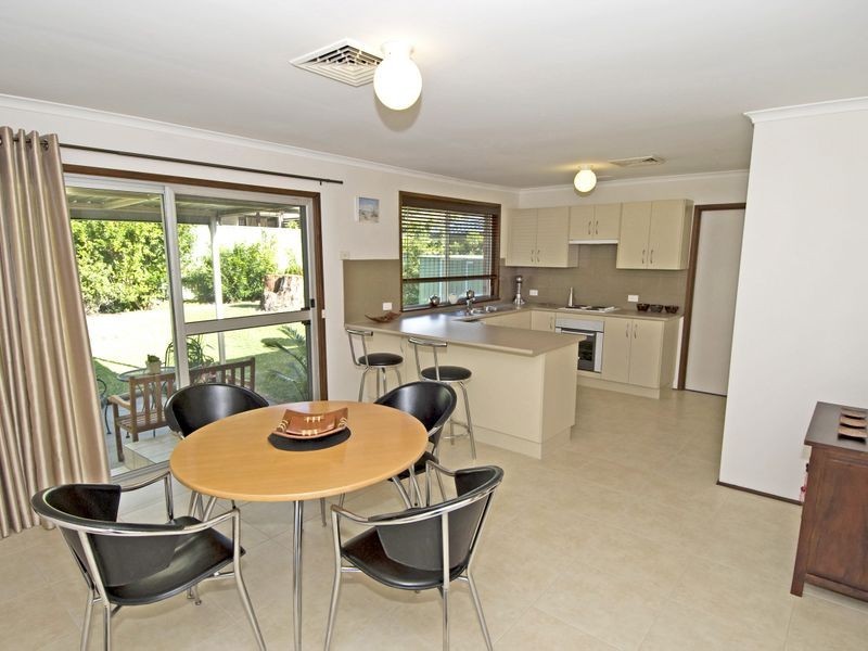 32 Murray Street, Eleebana NSW 2282