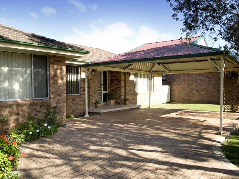 32 Murray Street, Eleebana NSW 2282