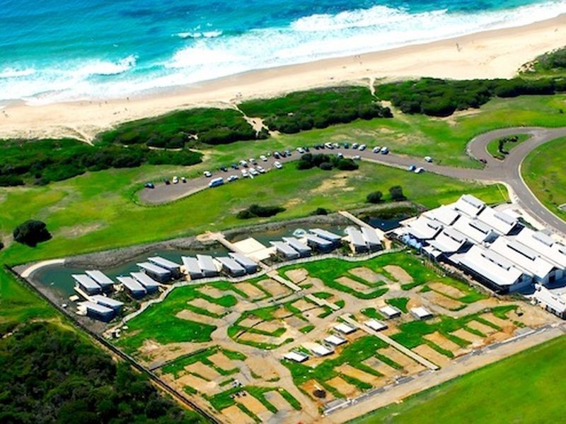 7 Caves Be Mawson Close, Caves Beach NSW 2281