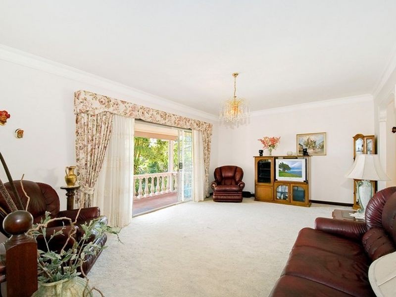 8 Abney Close, Eleebana NSW 2282