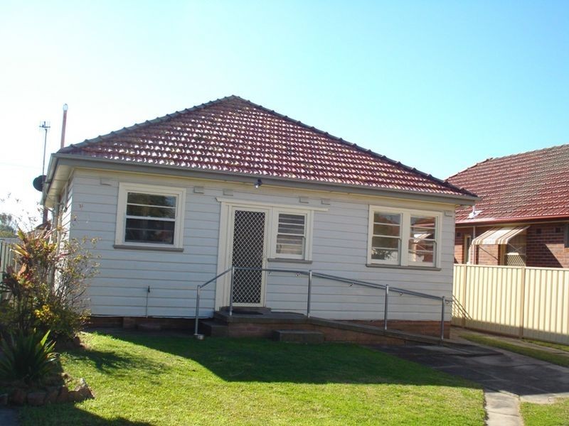 3 Henley Street, New Lambton NSW 2305