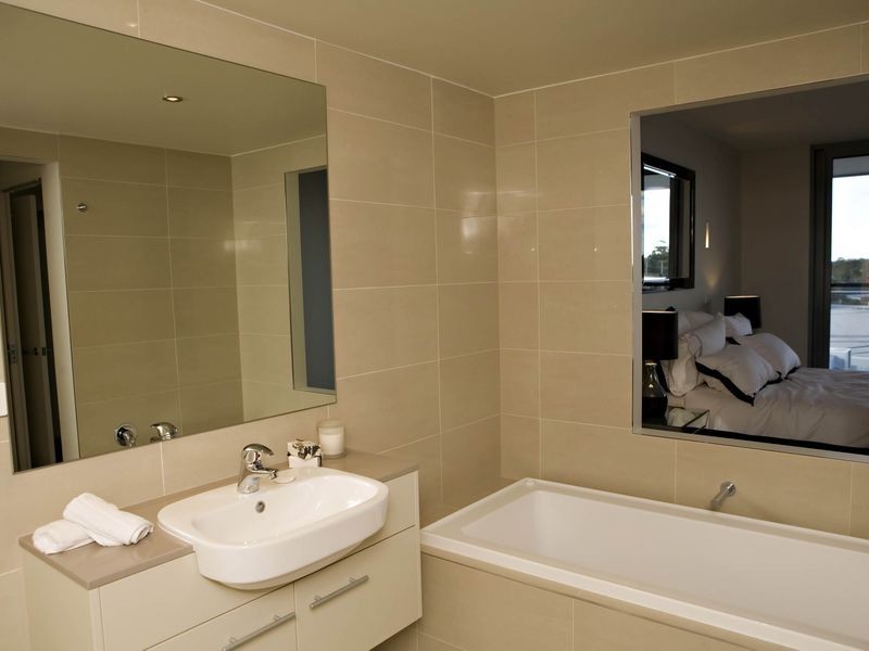 203 Cnr Sharp & Edgar Streets, Belmont NSW 2280