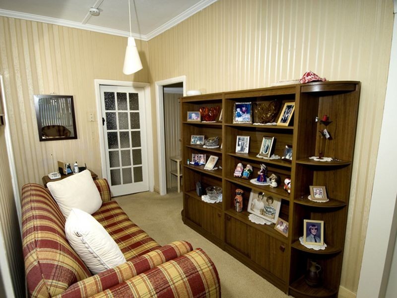 27 Village Bay Close, Marks Point NSW 2280