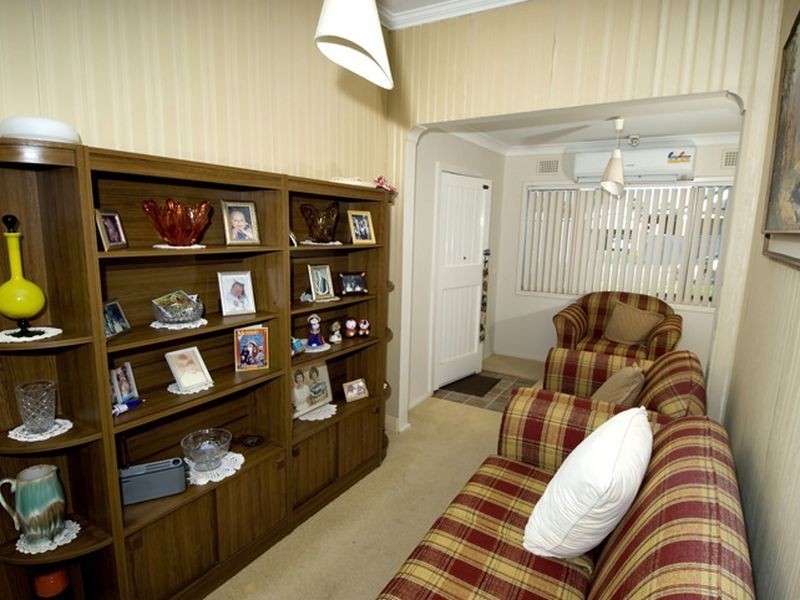 27 Village Bay Close, Marks Point NSW 2280