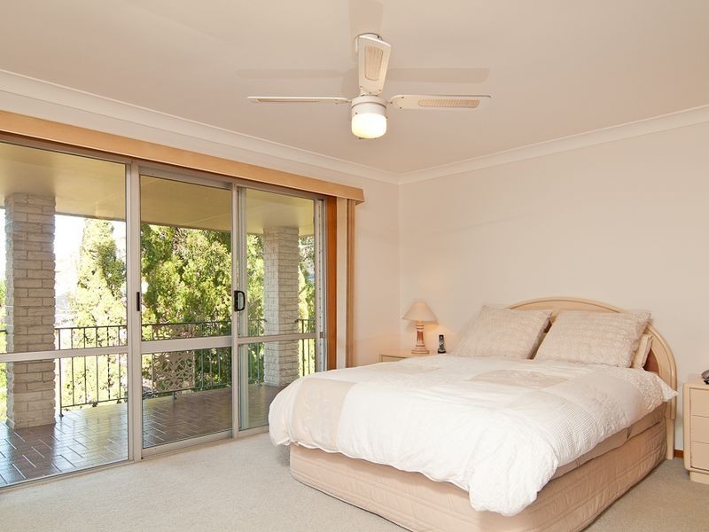 1 Haig Street, Belmont NSW 2280