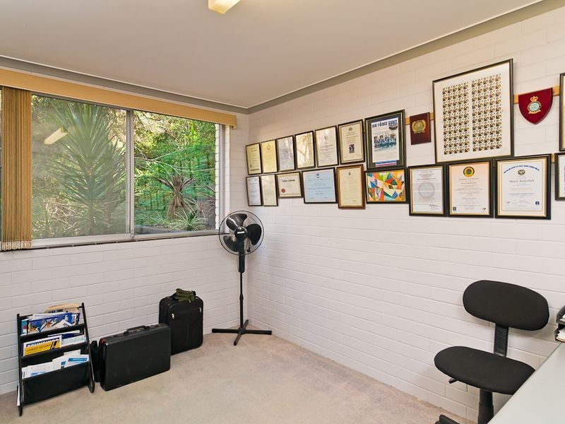 1 Haig Street, Belmont NSW 2280