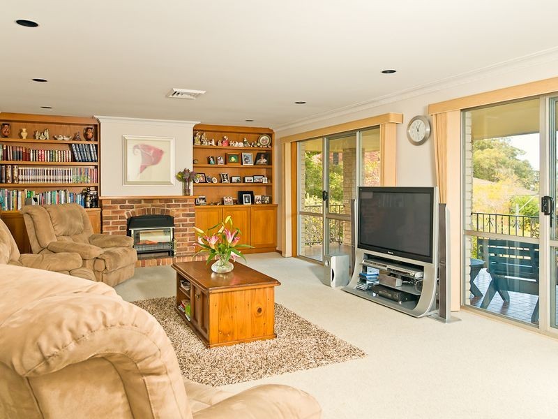 1 Haig Street, Belmont NSW 2280