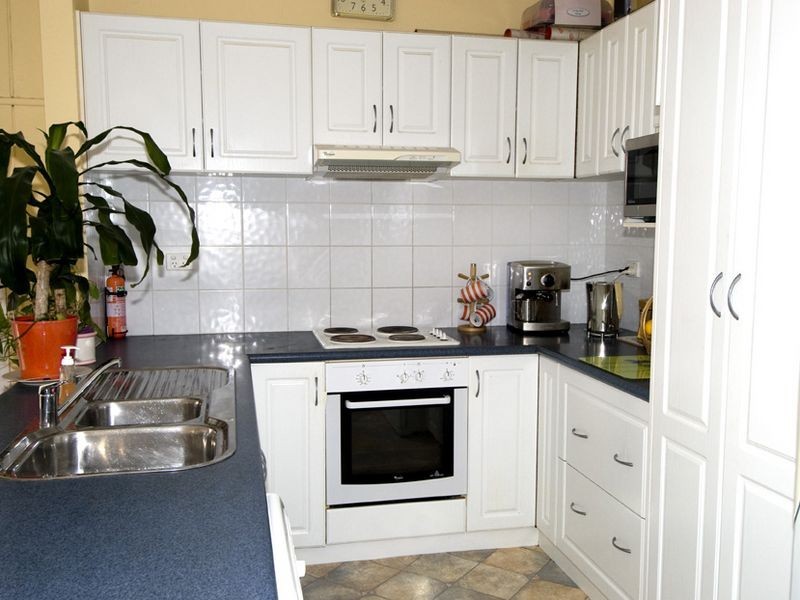 9 Merleview Street, Belmont NSW 2280