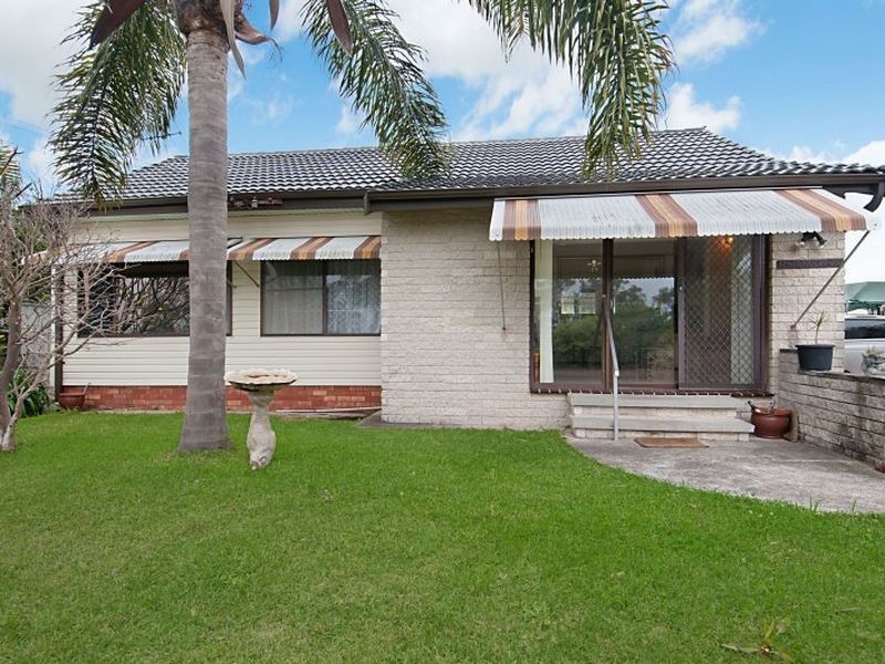 20 Lakeside Drive, Swansea NSW 2281