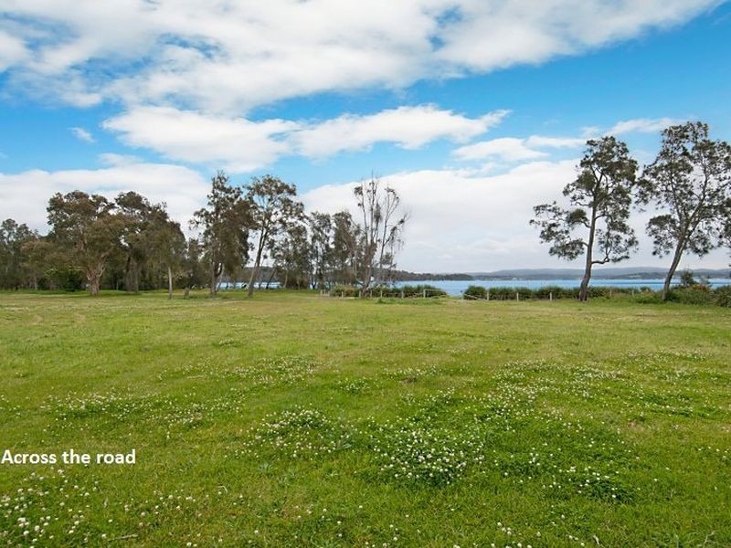 20 Lakeside Drive, Swansea NSW 2281