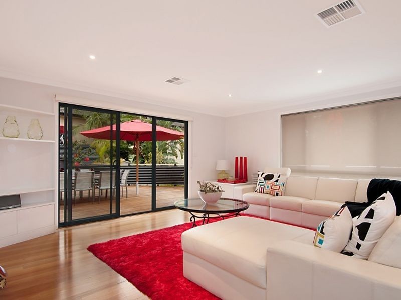 17 Whipbird Way, Belmont NSW 2280