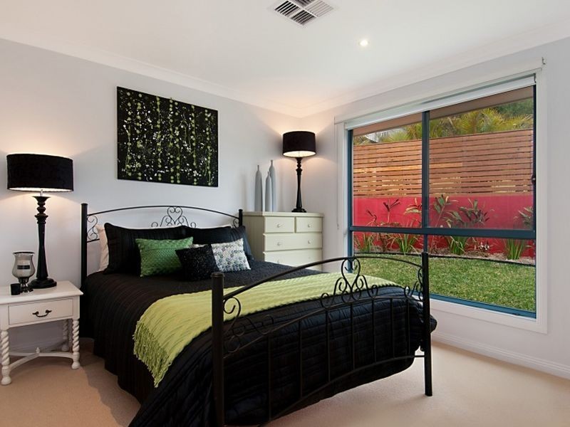 17 Whipbird Way, Belmont NSW 2280
