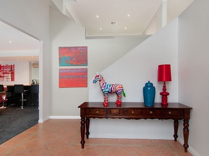 17 Whipbird Way, Belmont NSW 2280