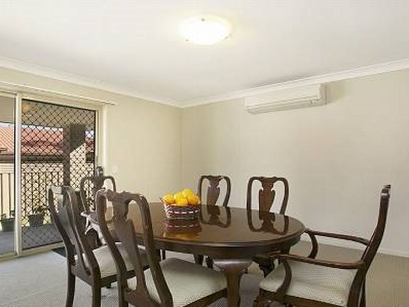 1 Gilmore Street, Cameron Park NSW 2285