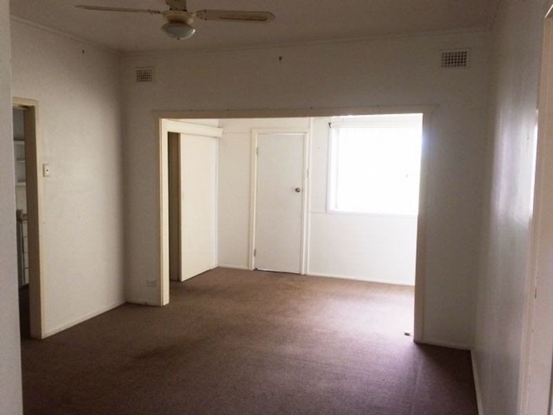 4 Lovell Street, Cardiff NSW 2285