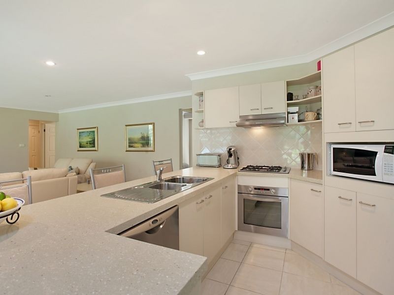 20 Dwyer Chase, Eleebana NSW 2282