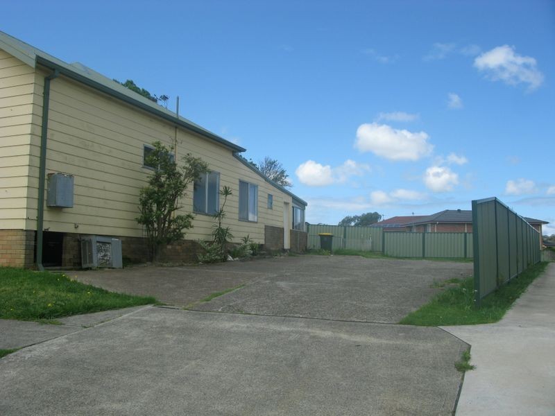 245 Lake Road, Glendale NSW 2285