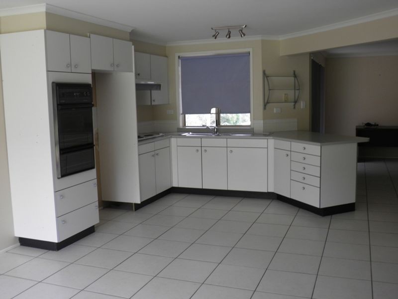 123 Regal Way, Valentine NSW 2280