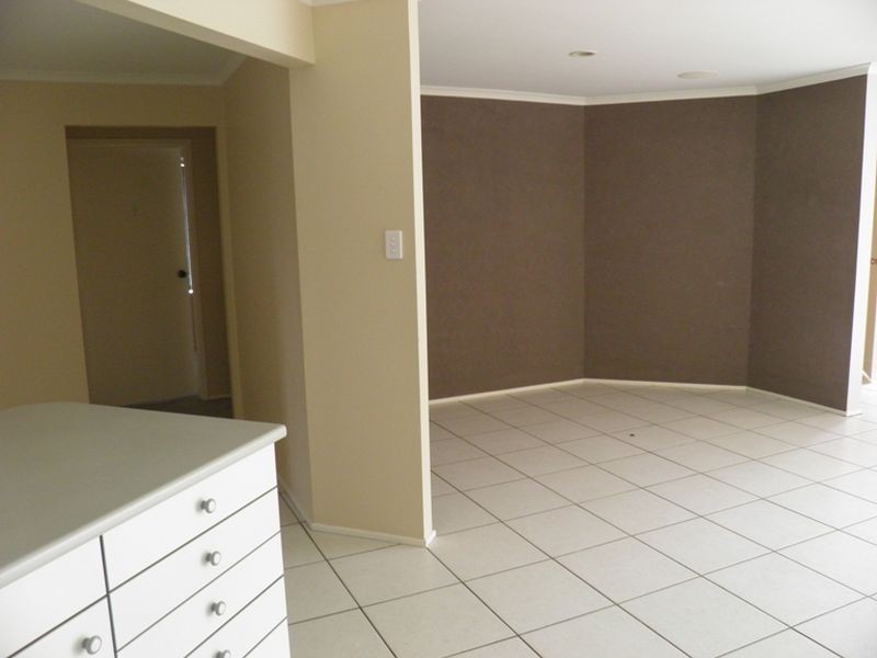 123 Regal Way, Valentine NSW 2280