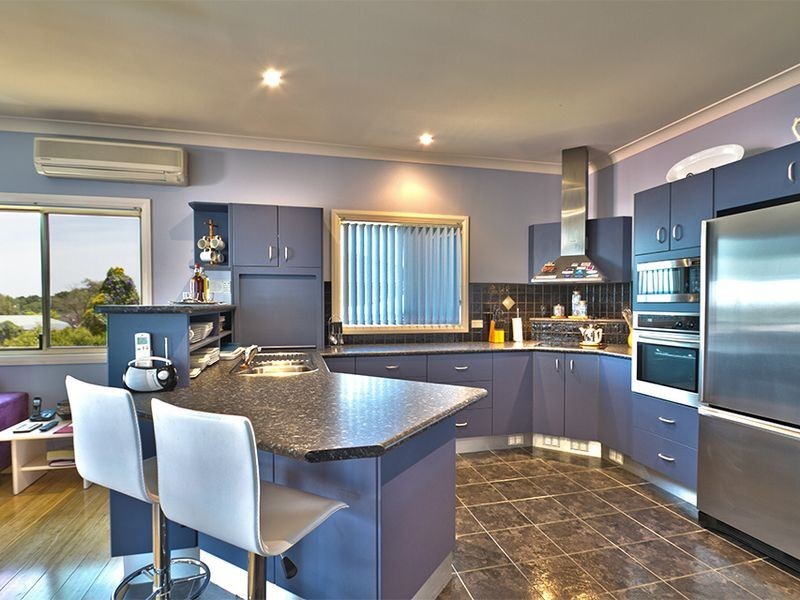 24 Stanley Street, Belmont NSW 2280