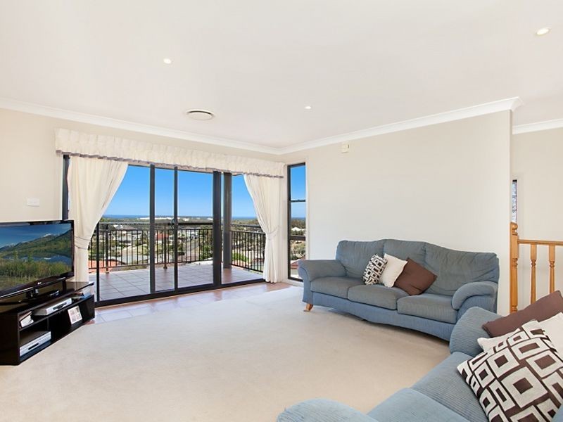 3 Saros Street, Belmont North NSW 2280