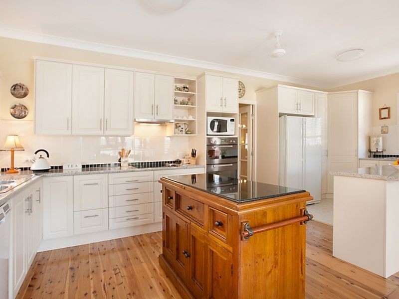 16 Turner Street, Belmont NSW 2280