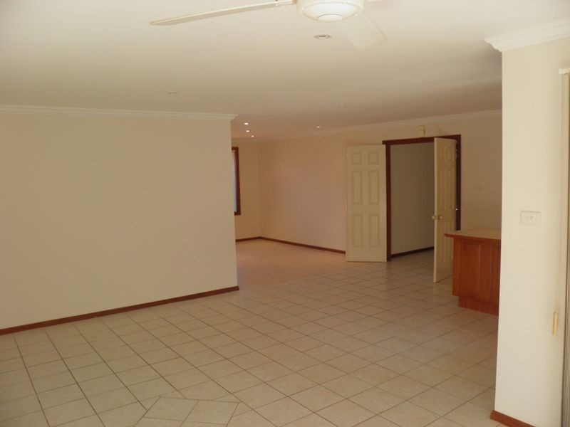 21 Nyanda Avenue, Floraville NSW 2280