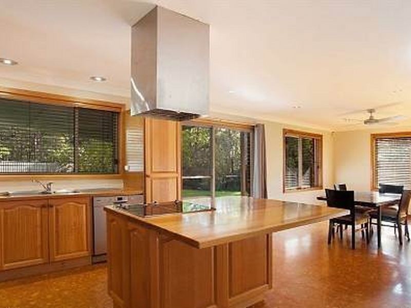 25 Honeyeater Place, Tingira Heights NSW 2290